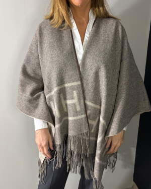 Hést Shawl