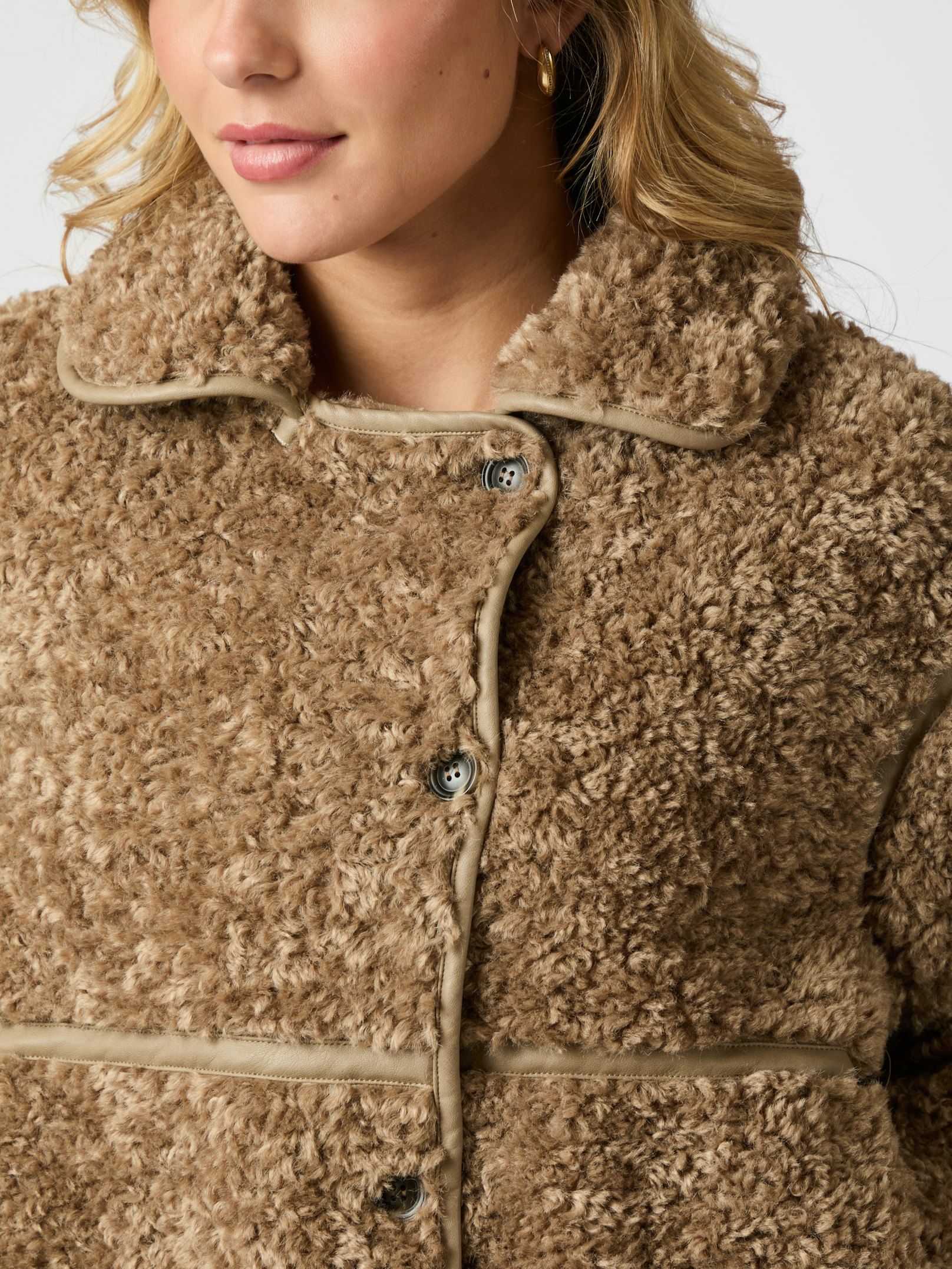 Castor Faux Fur Jacket - Bild 3