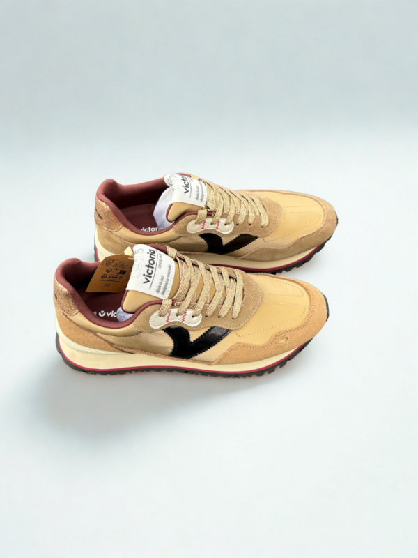 Sneakers Victoria