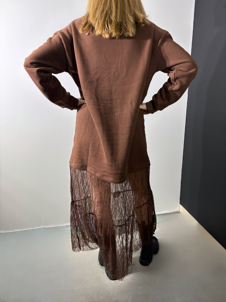 Astrid sweatshirt klänning med spets - Bild 2