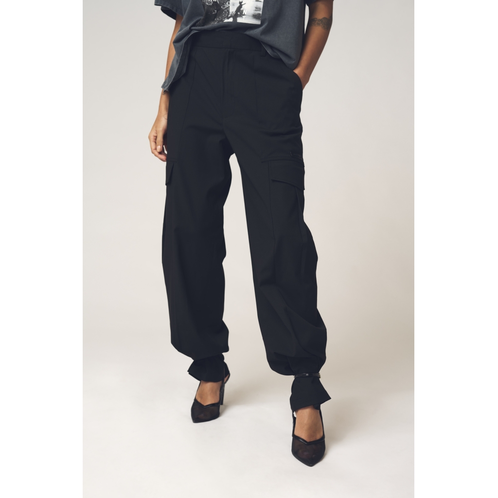 BillieGO Barrel Pants