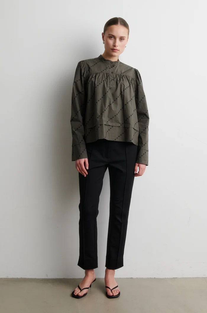 Treia Trousers